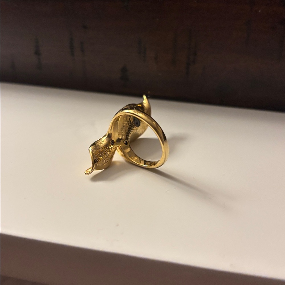 Gold-Tone Floral Teardrop Ring with Clear Crystal Accent - Picture 4 of 6